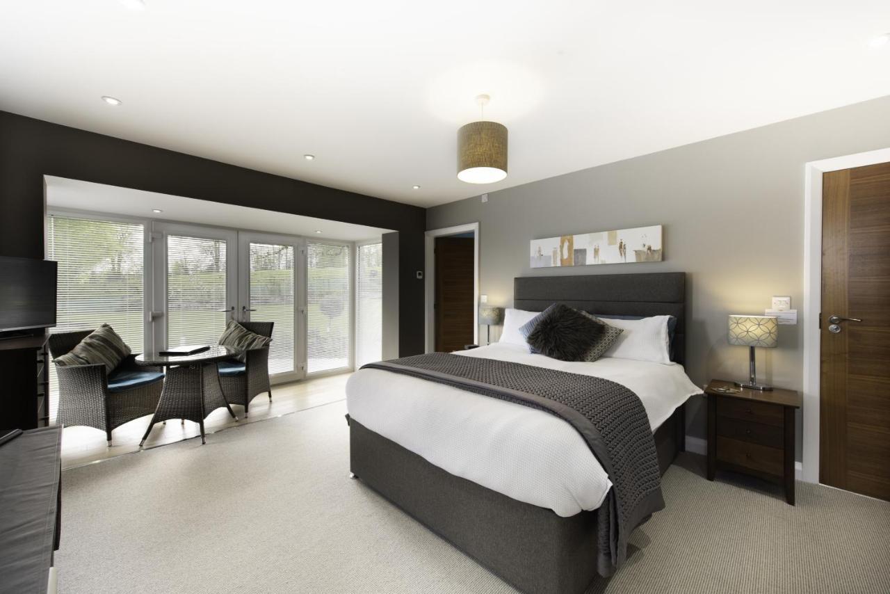 Church Lane House คาร์นฟอร์ธ ภายนอก รูปภาพ